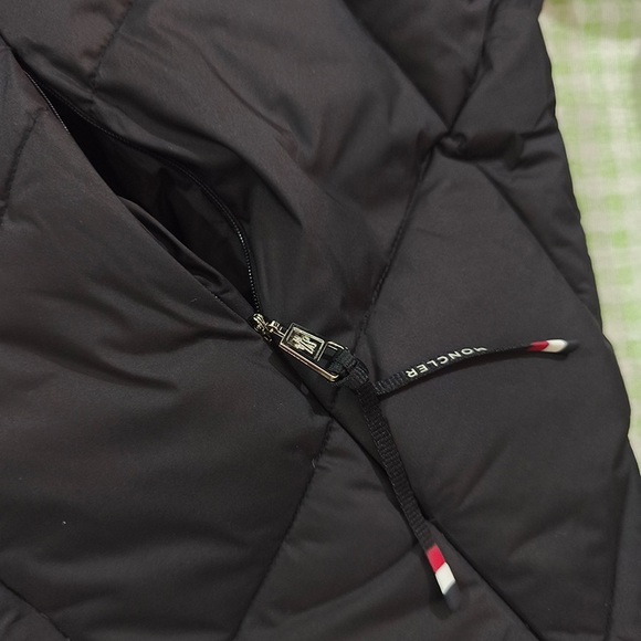 Moncler Black Diamond-Quilted Down Jacket - Picture 7 of 12